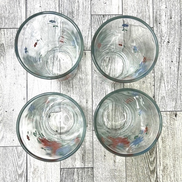 Firna Indonesian Vintage Floral Tumblers (Set of 4) - Picture 11 of 16